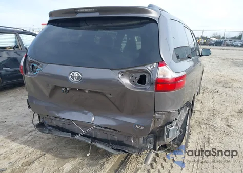 2015 Toyota Sienna Xle 8 Passenger from USA, damaged, VIN 5TDYK3DC8FS641034